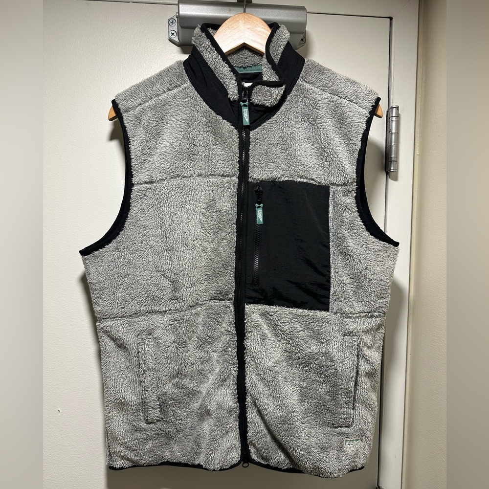 Wellen Windsurf Fleece Vest in Men’s size L